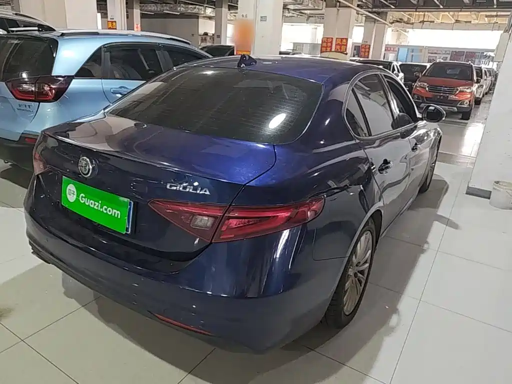 Alfa Romeo Giulia — миниатюра 7