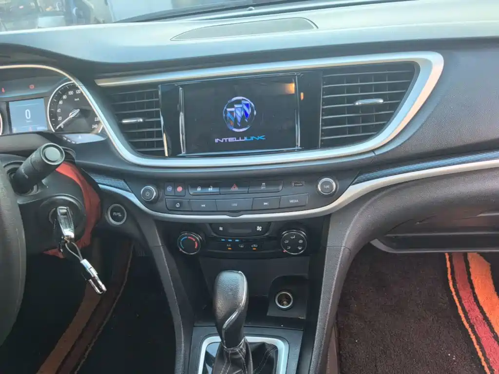 Buick Excelle — миниатюра 13
