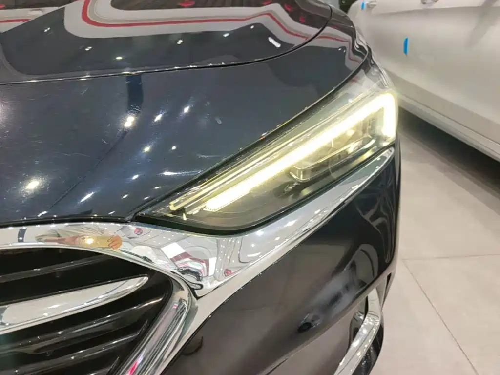 Buick LaCrosse — миниатюра 24