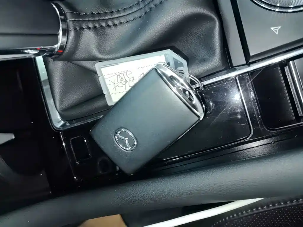 Mazda 3 Axela — миниатюра 9
