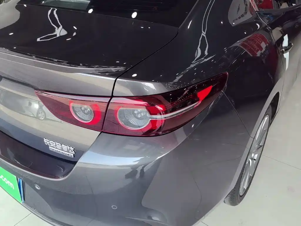 Mazda 3 Axela — миниатюра 8