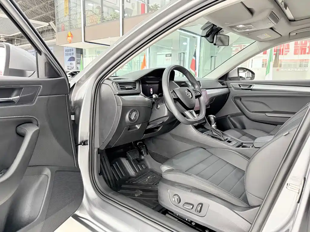 Skoda Superb 2022 TSI280 DSG Premium