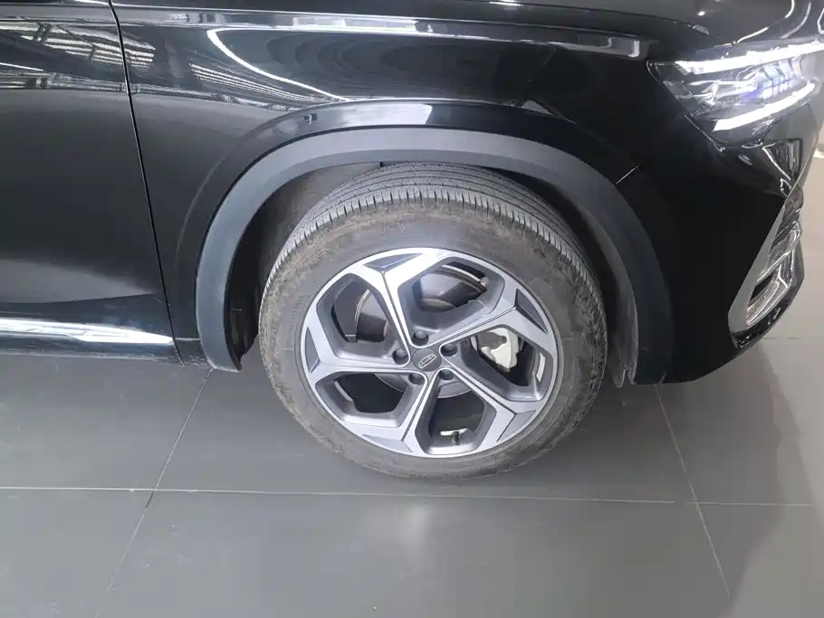 Geely Xingyue L — миниатюра 6