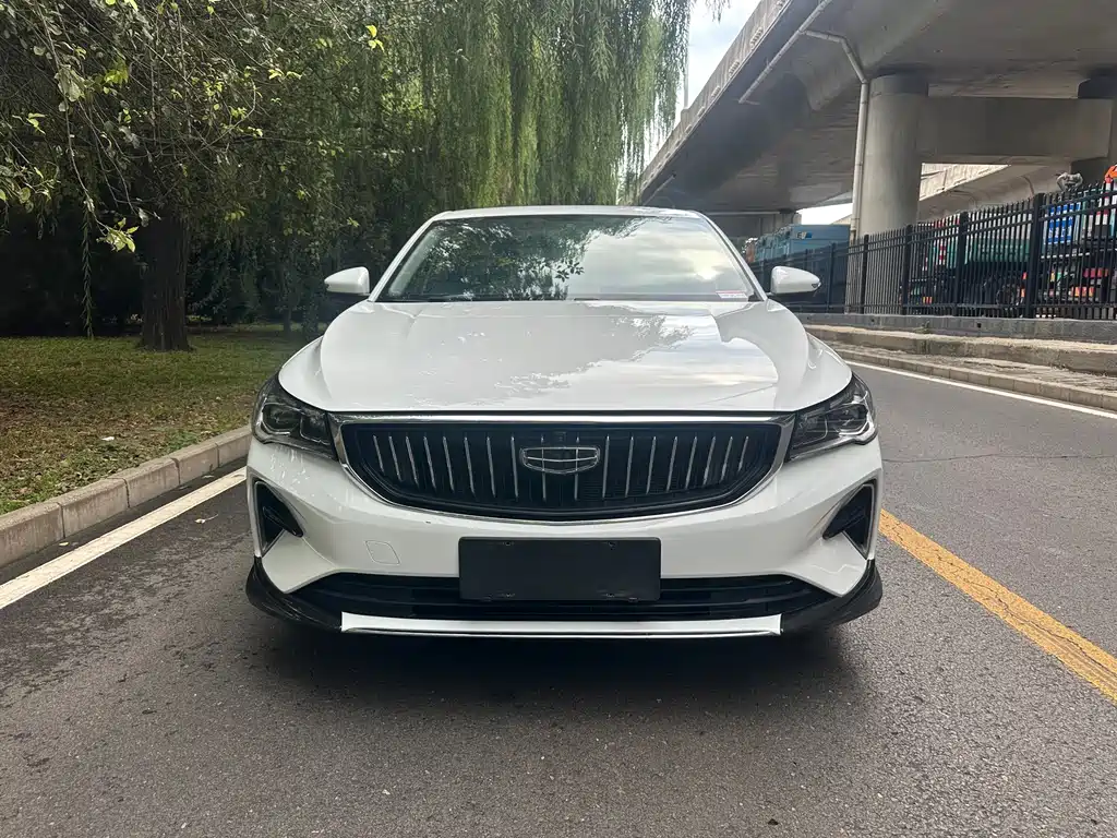 Geely Emgrand — миниатюра 2