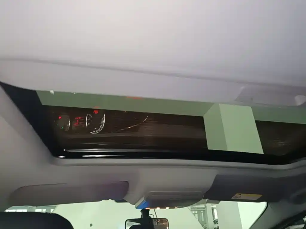Peugeot 3008 — миниатюра 18