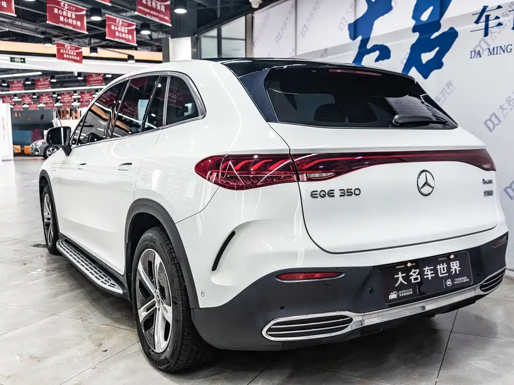 MERCEDES-BENZ EQE SUV