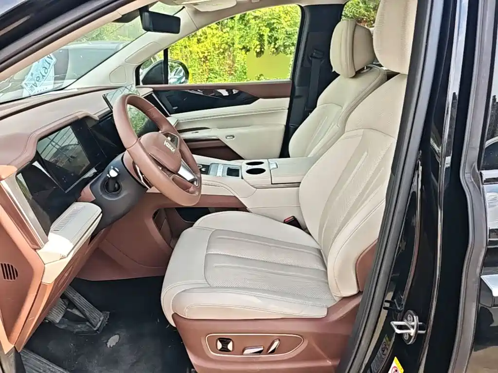 BYD Xia — миниатюра 11