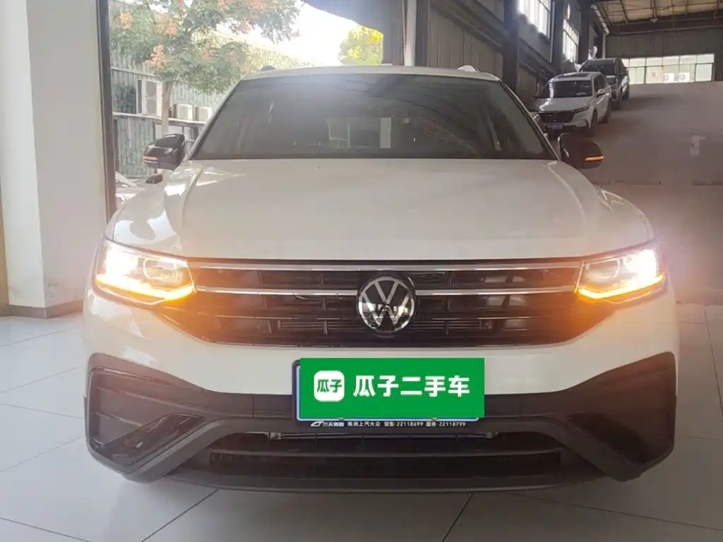 Volkswagen Tiguan L — миниатюра 3