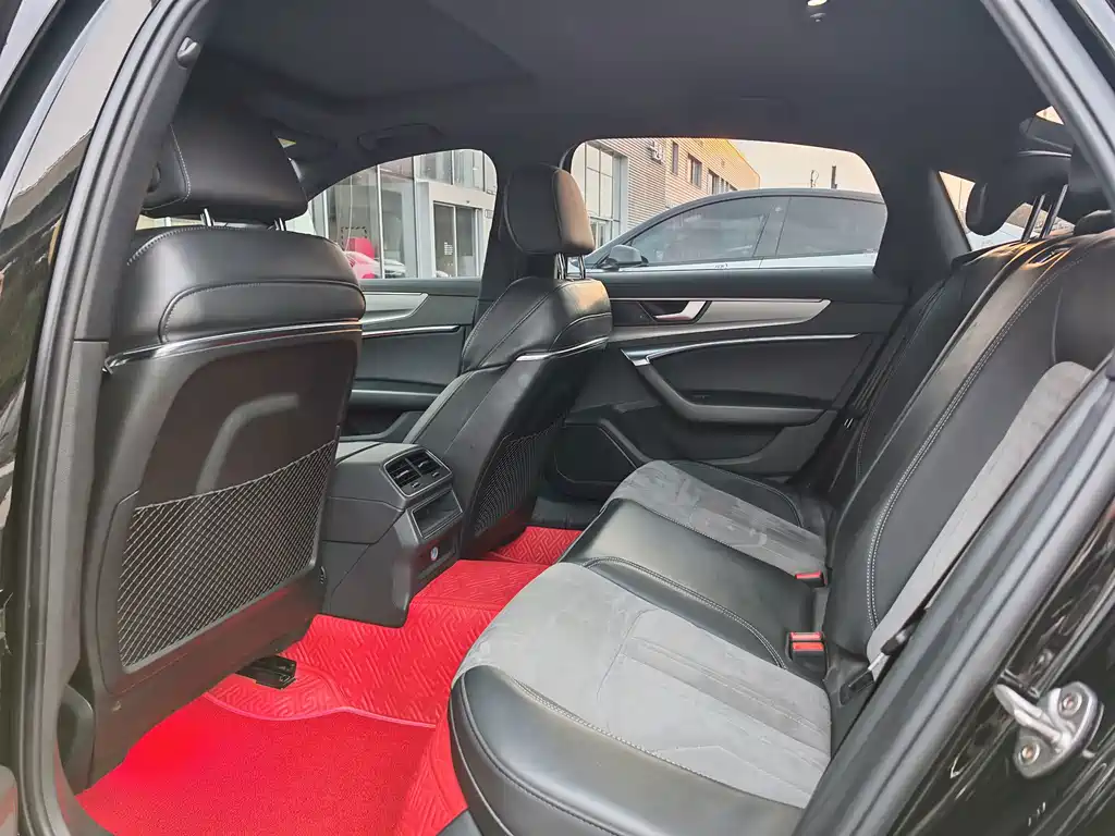 Audi A6L — миниатюра 9