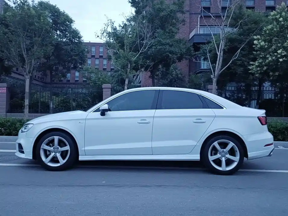 Audi A3 — миниатюра 3