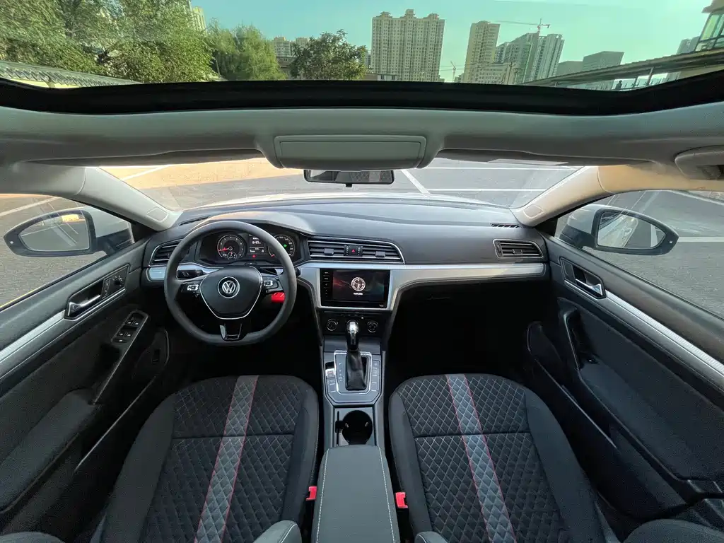 Volkswagen Lamando — миниатюра 8