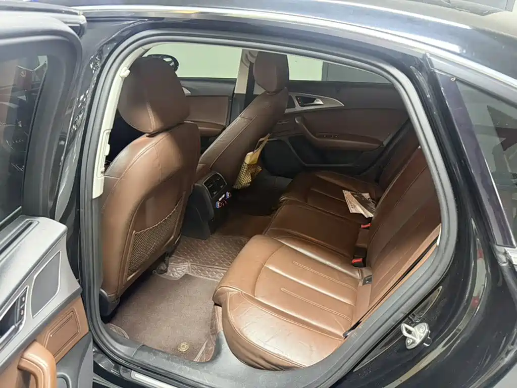 Audi A6L — миниатюра 10