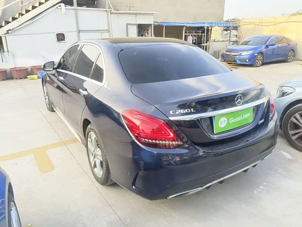 Mercedes-Benz C-Class — миниатюра 5