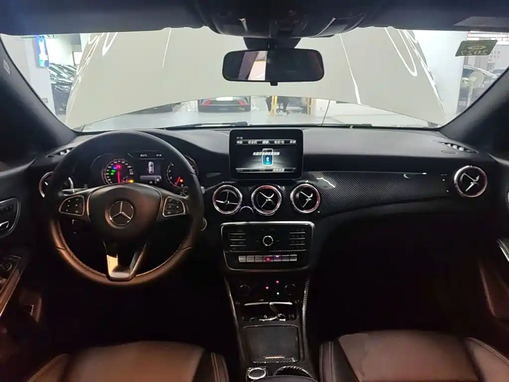 Mercedes-Benz CLA (Import) — миниатюра 10