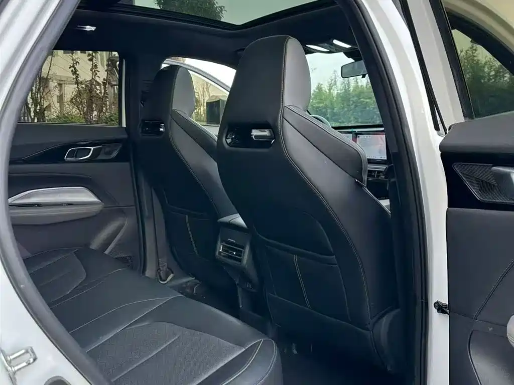 CHANGAN CHANGAN AUCHAN Z6