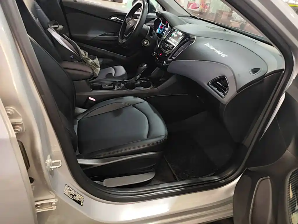 Chevrolet Cruze — миниатюра 25