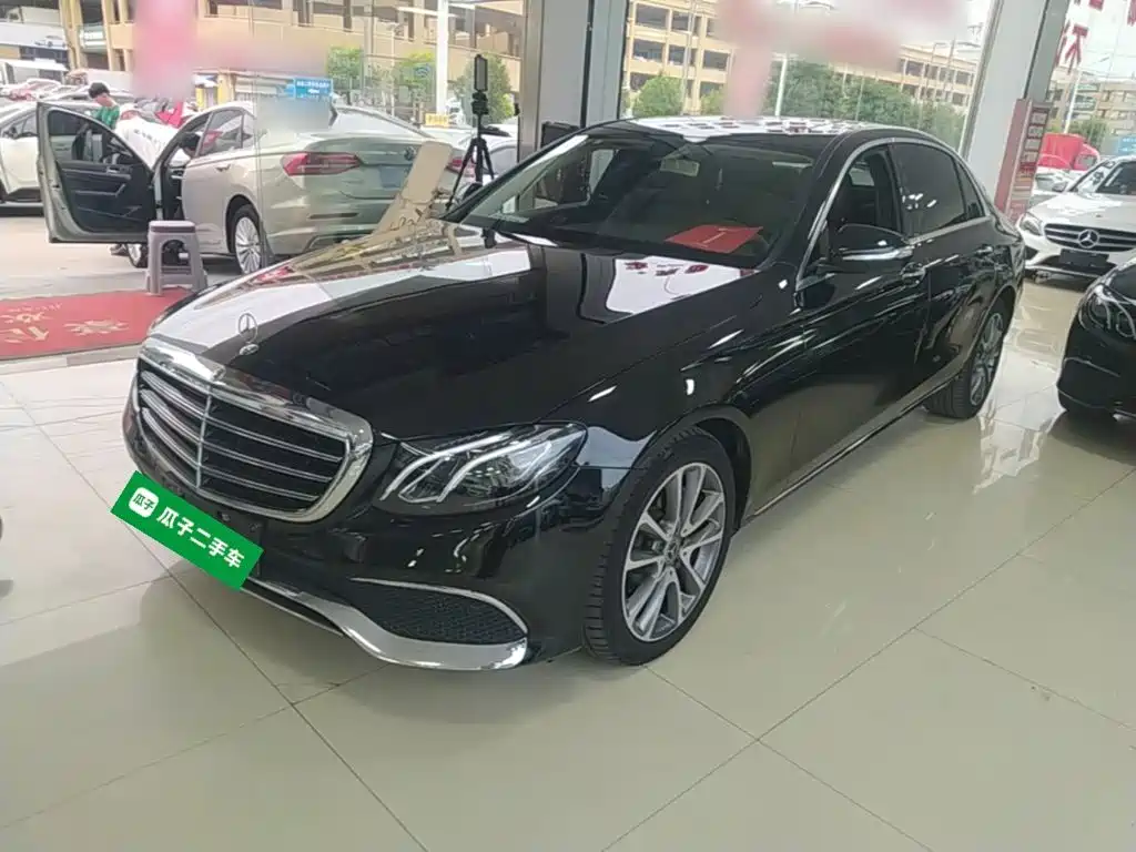 Mercedes-Benz E-Class — миниатюра 2