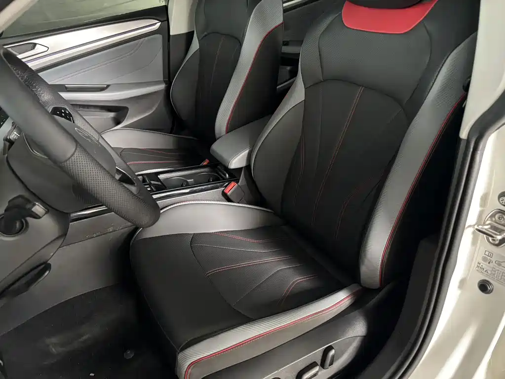 Volkswagen Lamando — миниатюра 8