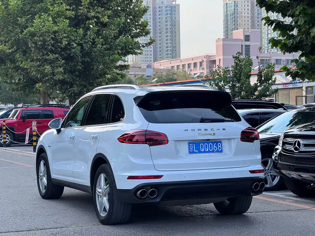 Porsche Cayenne Hybrid — миниатюра 3