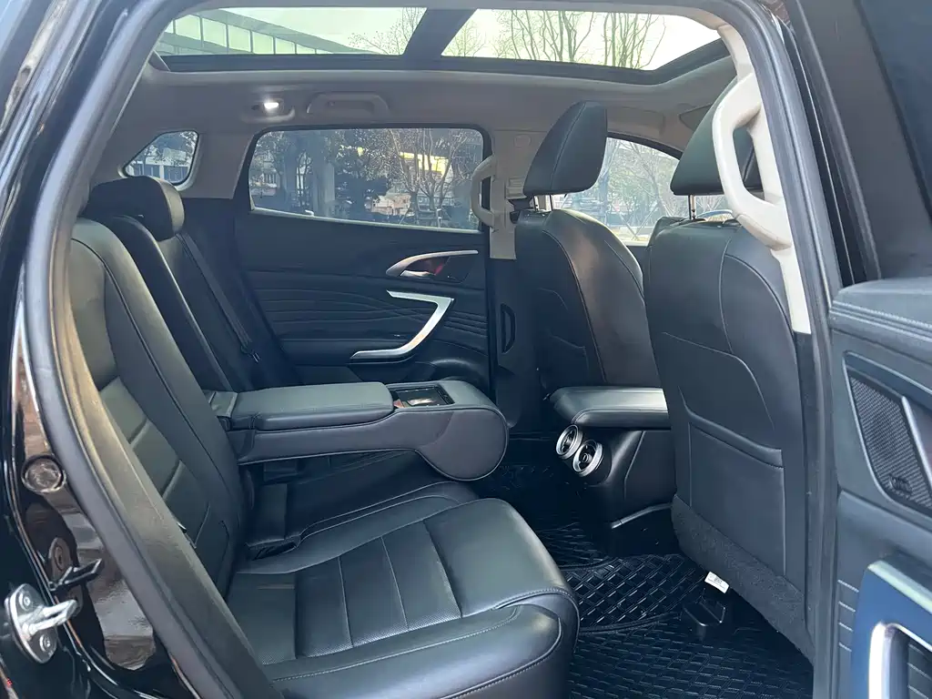 WEI PAI WEI BRAND VV7