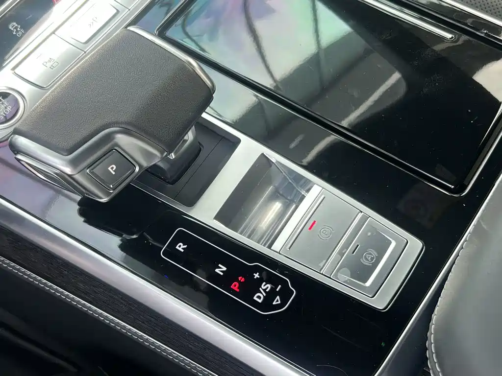 Audi Q8 — миниатюра 35