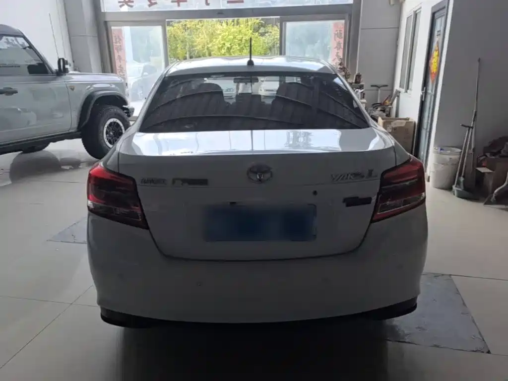 Toyota Yaris L — миниатюра 6