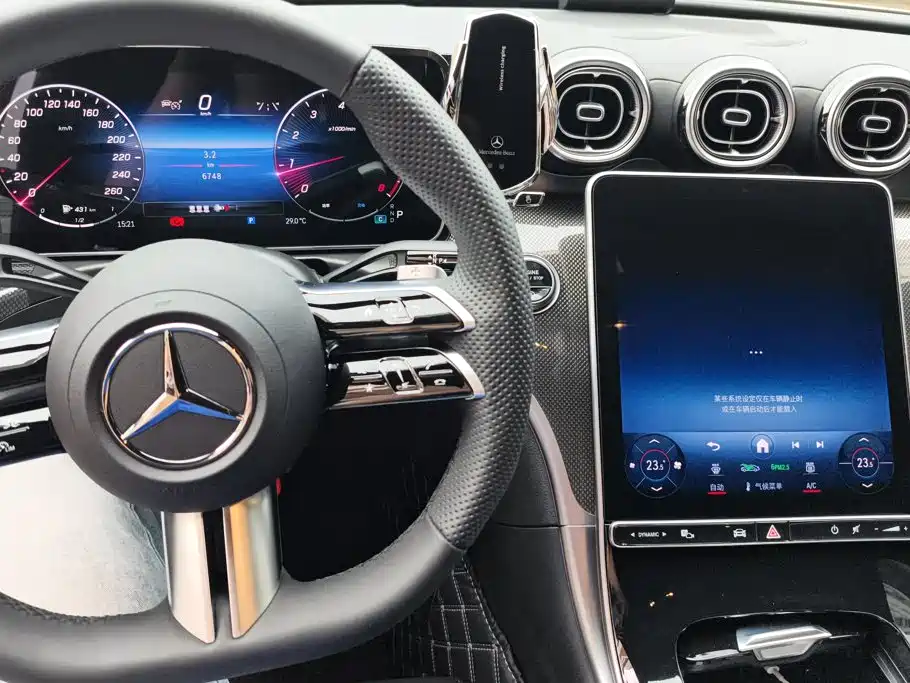 Mercedes-Benz C-Class — миниатюра 12