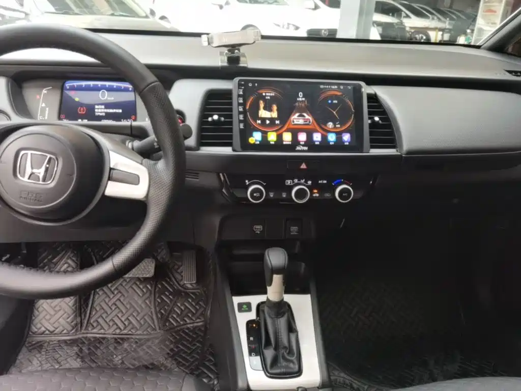 Honda Fit — миниатюра 13