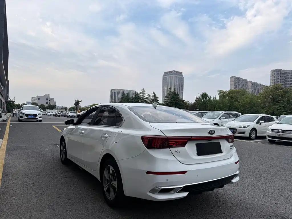 Kia K3 — миниатюра 18