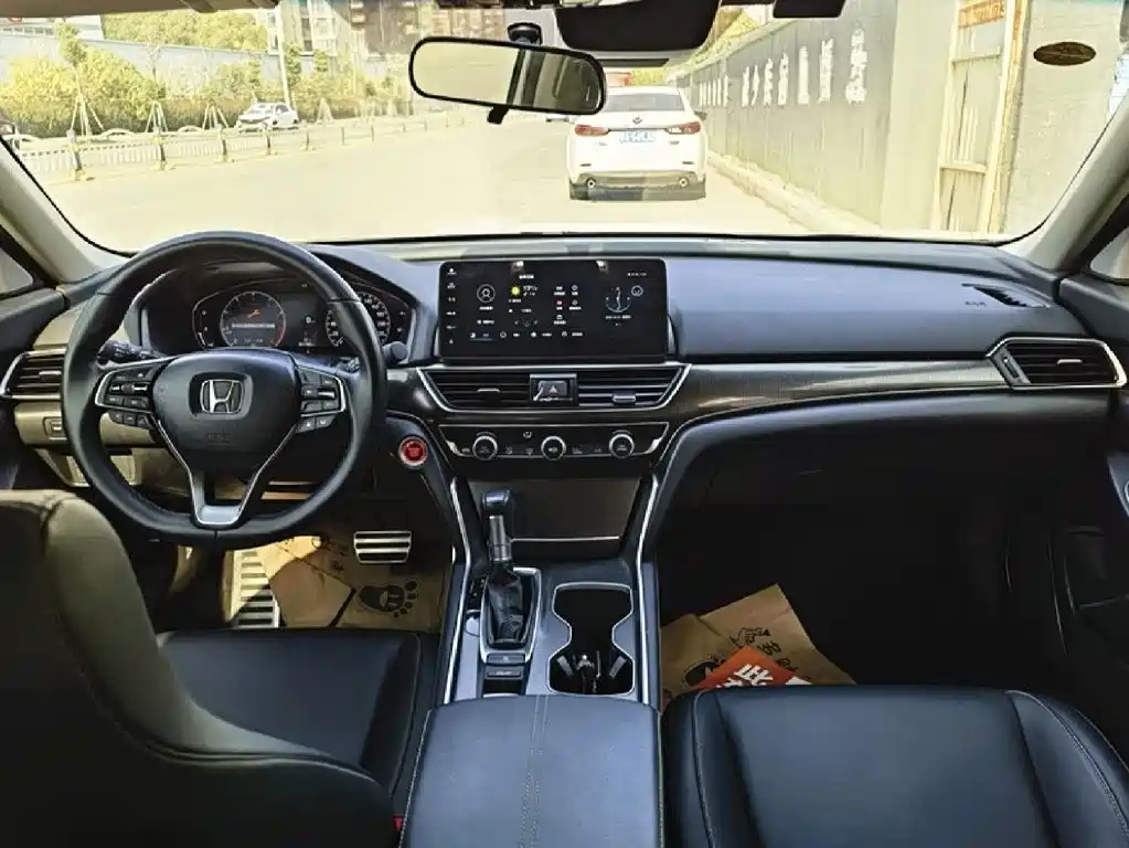 Honda Accord 2022 260TURBO Luxury