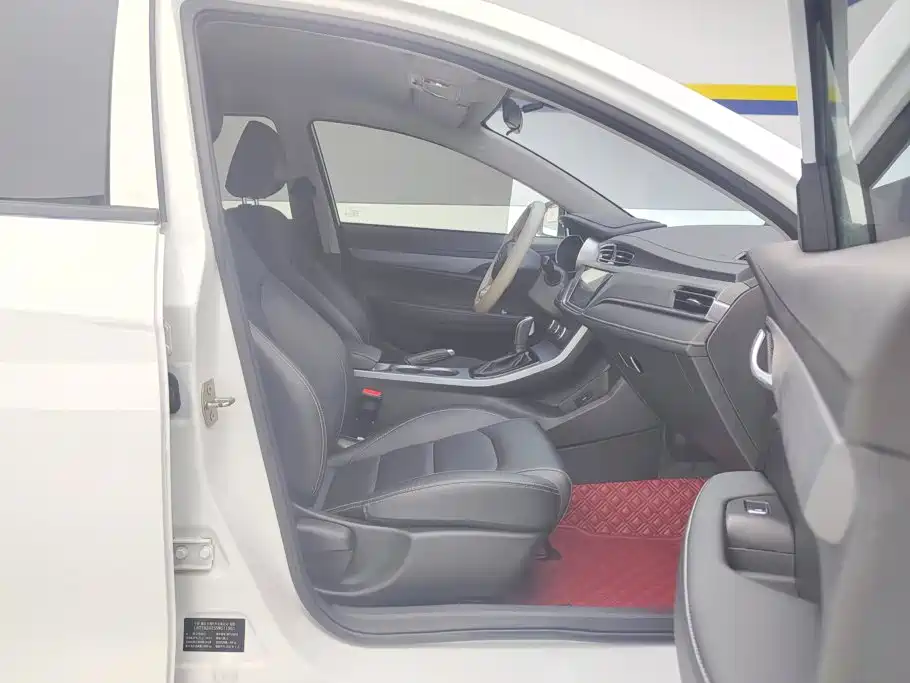Geely Emgrand — миниатюра 8