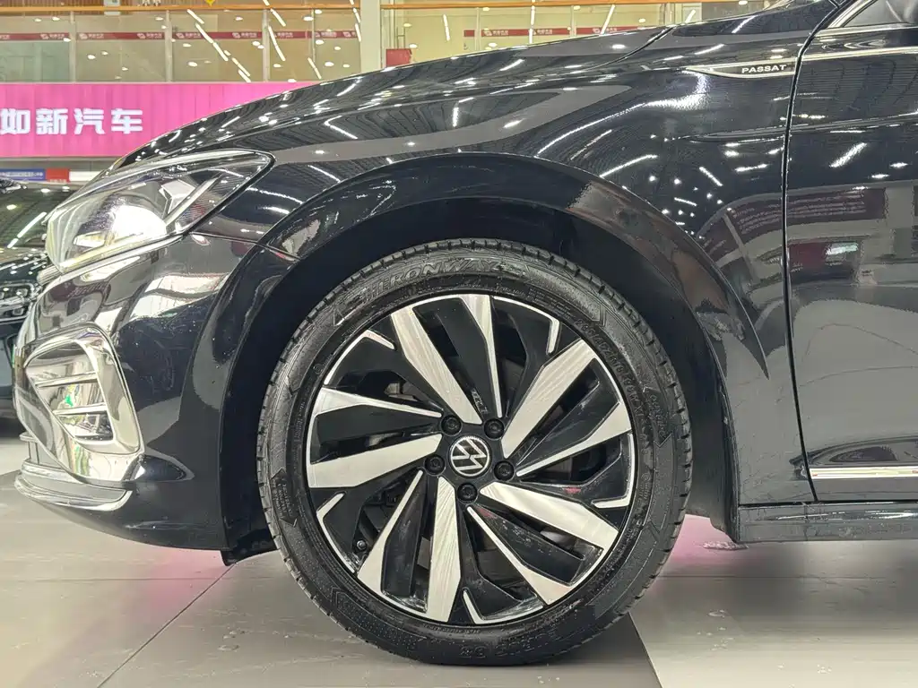 Volkswagen Passat — миниатюра 10