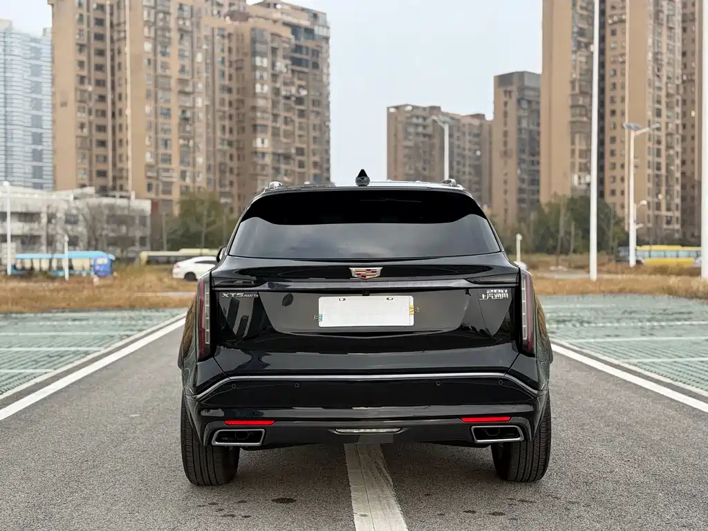 CADILLAC XT5