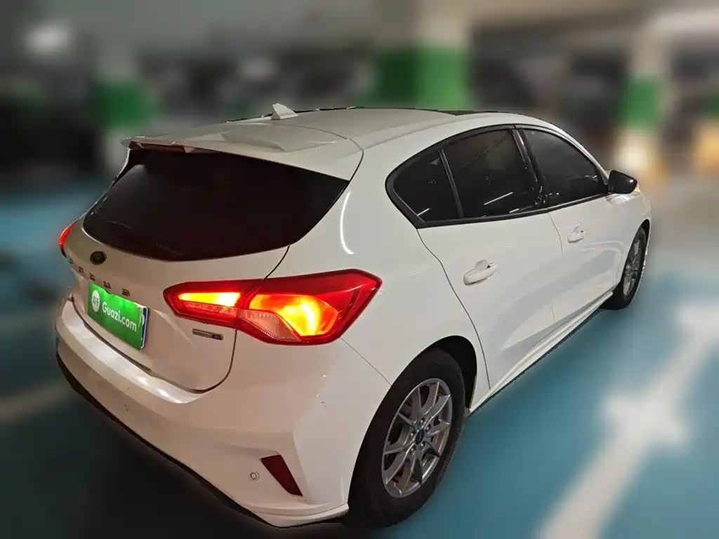 Ford Focus 2020 EcoBoost 180 AT