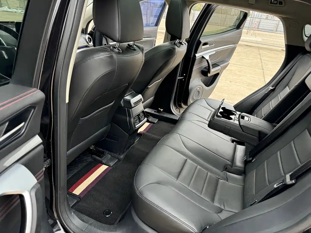 WEI PAI WEI BRAND VV5