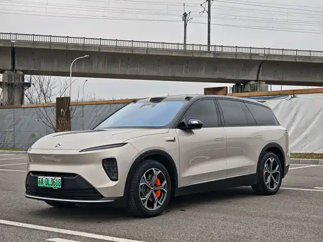 NIO NIO ES8 2023