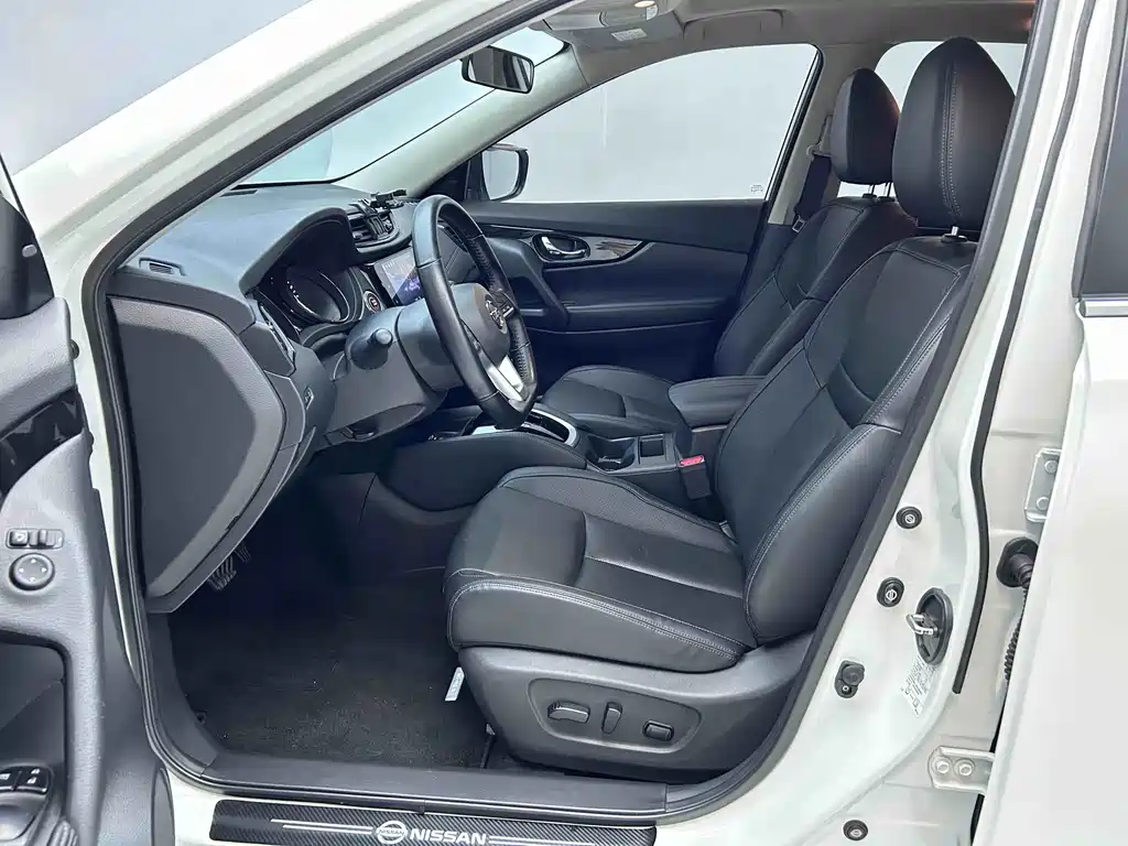 Nissan X-Trail — миниатюра 8
