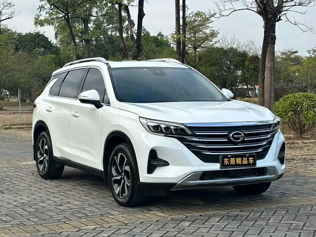 GAC TRUMPCHI GS5