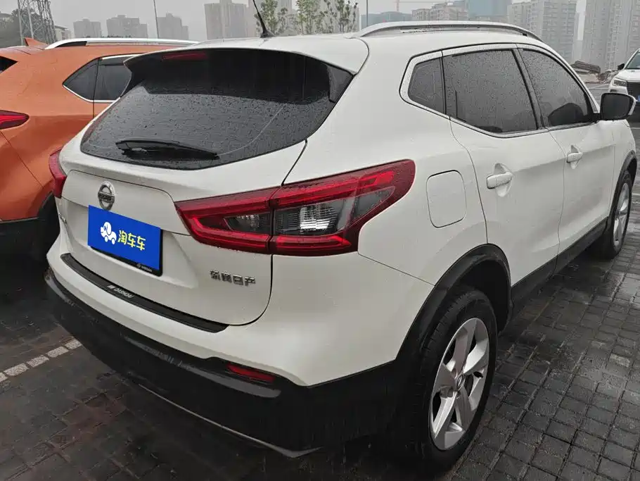 Nissan Qashqai — миниатюра 3