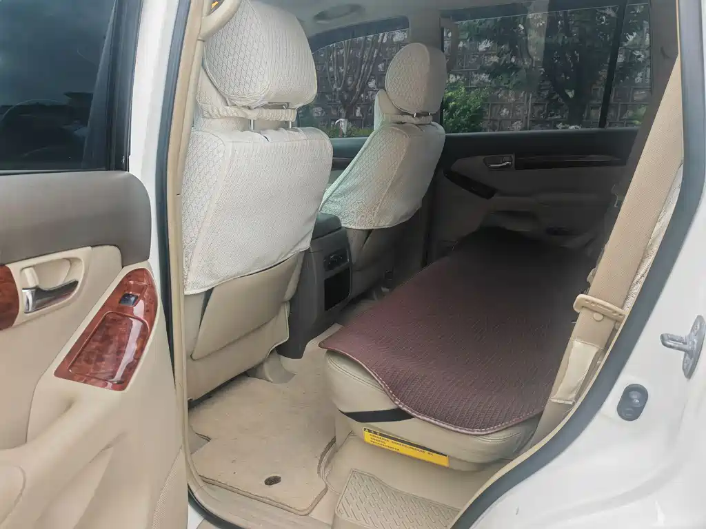 Toyota Land Cruiser Prado 2006 4.0L AT VX