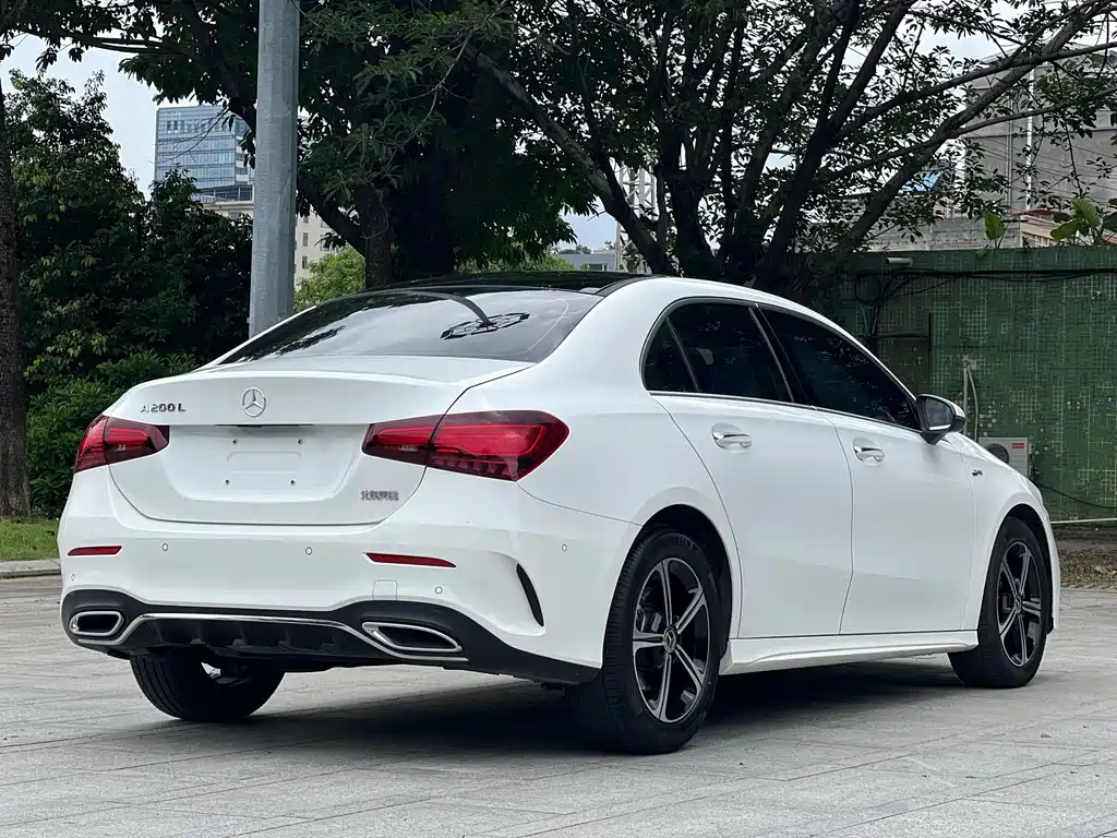 Mercedes-Benz A-Class — миниатюра 16