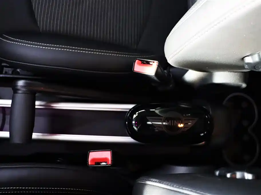 MINI Countryman 1.6T COOPER S ALL4 Ultimate Dark Night Edition, фото 16