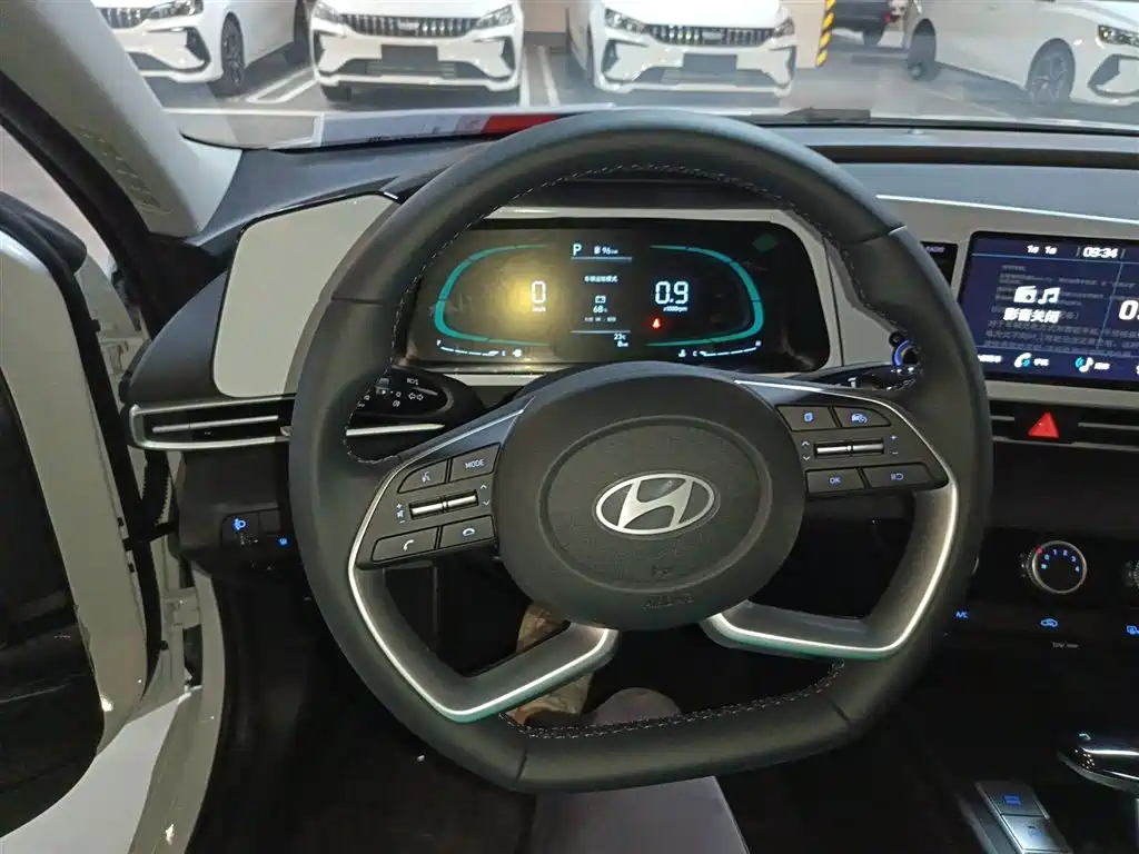 Hyundai Elantra 2023 1.5L CVT GLX Elite