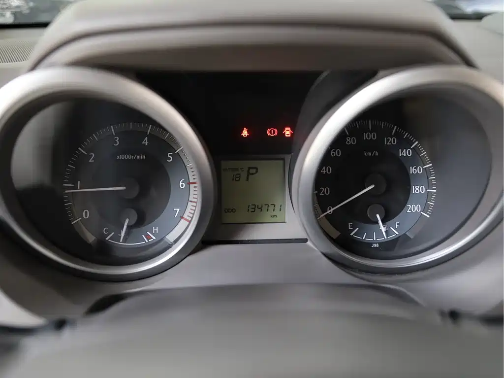 Toyota Land Cruiser Prado 2016 2.7L AT