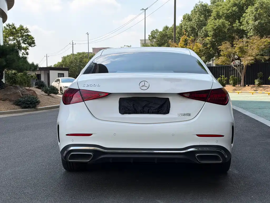 Mercedes-Benz C-Class — миниатюра 16