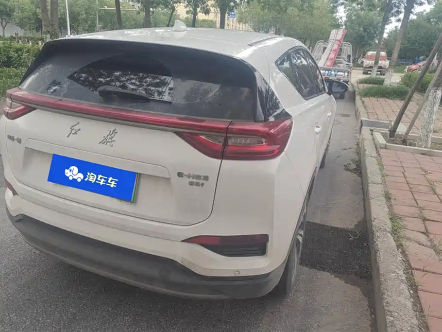 Hongqi E-HS3