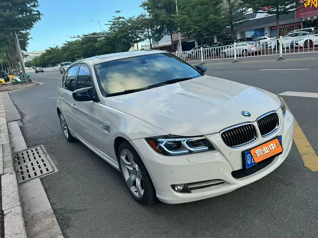 BMW 3 Series — миниатюра 2