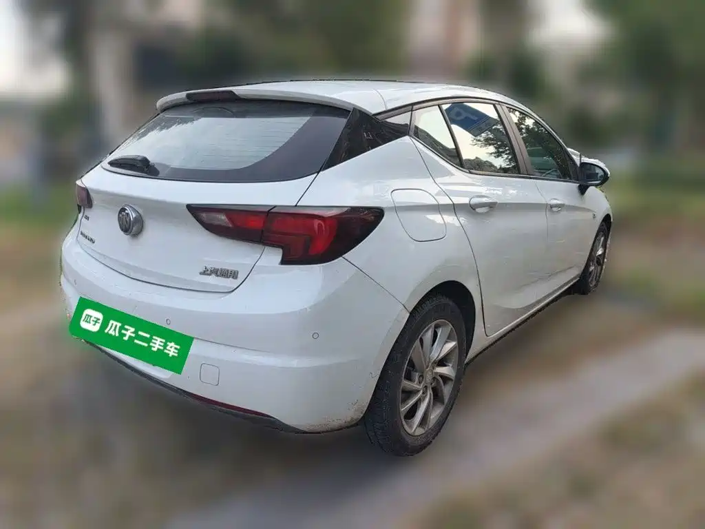 Buick Verano — миниатюра 5
