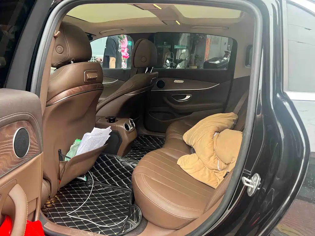 Mercedes-Benz E-Class E 2020 E 300 L Fashion