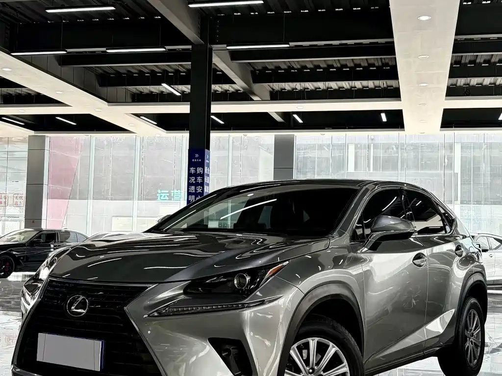Lexus NX 2018